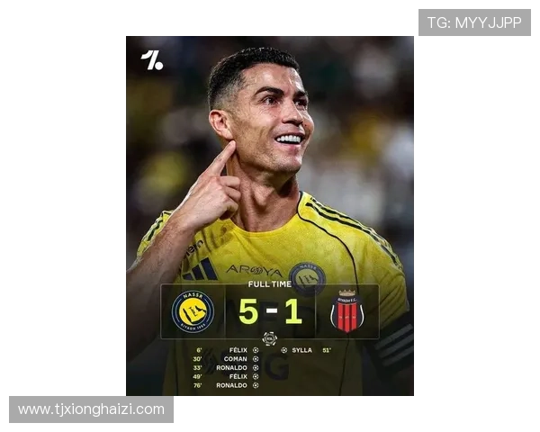 足球球星睁眼瞬间引发热议 球迷期待新赛季精彩表现